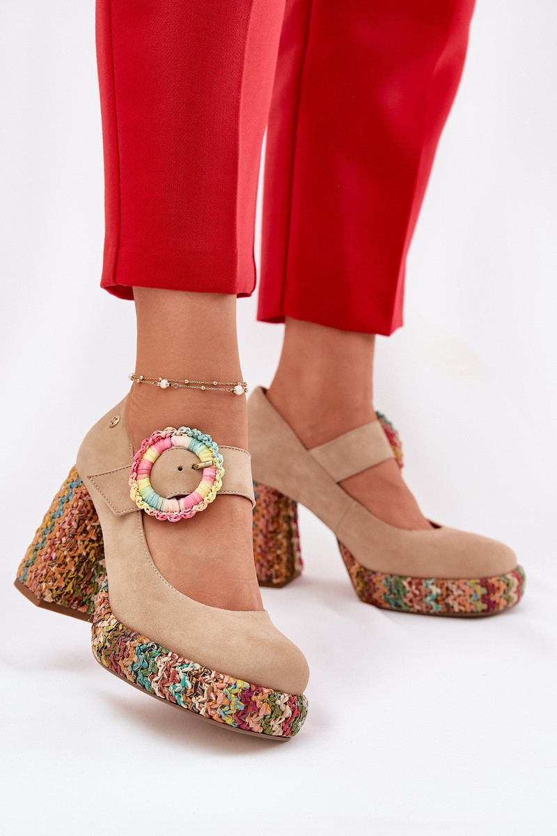 zamskove-topanky-s-pletenim-s-podpatkami-a-platformou-tai-turiciejka-06839-04-pieskovej-farby - drom-net.com